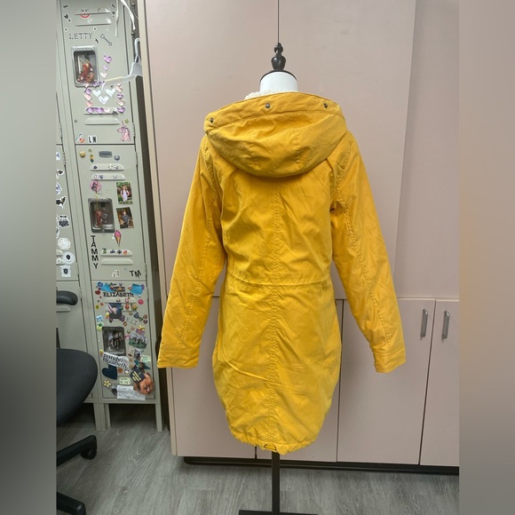 Abercrombie & Fitch Sherpa-Lined Military Parka mustard yellow size small - Picture 4 of 9